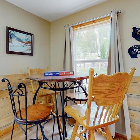 Bear Caves At Black Bear Cottages Sevierville Exterior photo