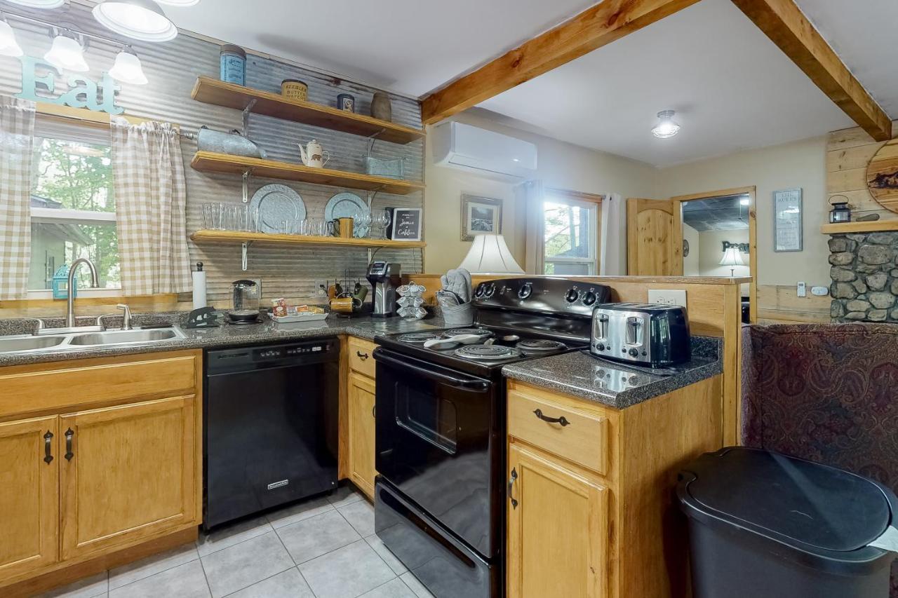 Bear Caves At Black Bear Cottages Sevierville Exterior photo
